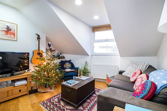 1 Bedroom Flat For Sale In Eardley Road, London, SW16