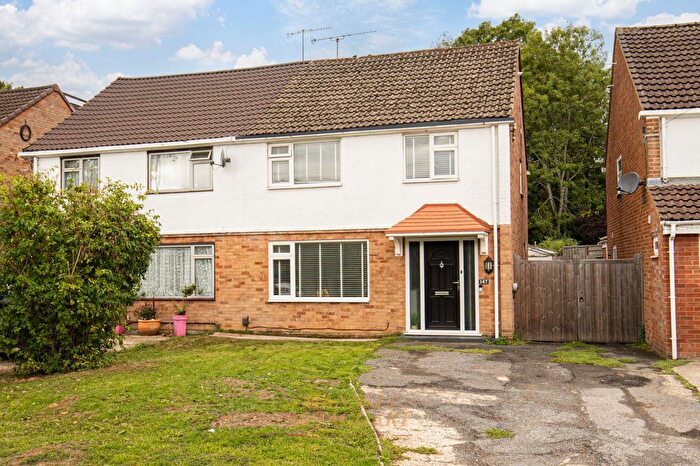 3 Bedroom Semi-Detached House For Sale In St. Marys Drive, Crawley, RH10