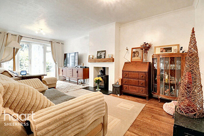 2 Bedroom Semi-Detached Bungalow For Sale In Hillside Road, Minster, ME12