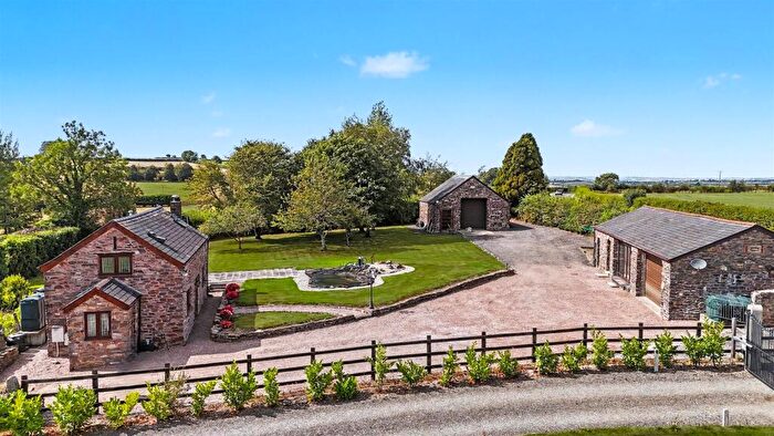 4 Bedroom Barn Conversion For Sale In Markstone, Lifton - Devon, PL16