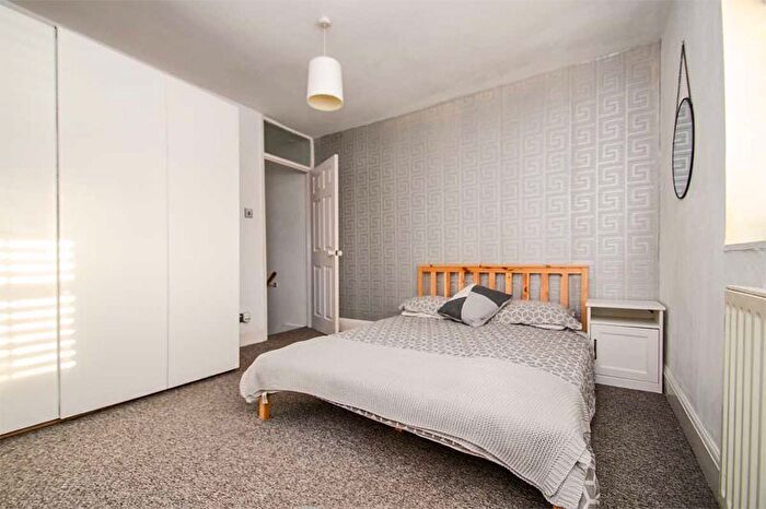 1 Bedroom Cottage For Sale In Chapel Lane, Lichfield, WS14