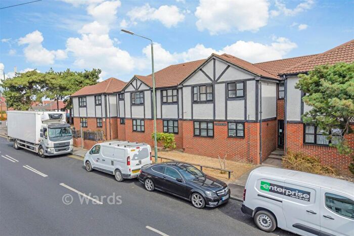 1 Bedroom Flat For Sale In Brampton Road, Bexleyheath, Kent, DA7