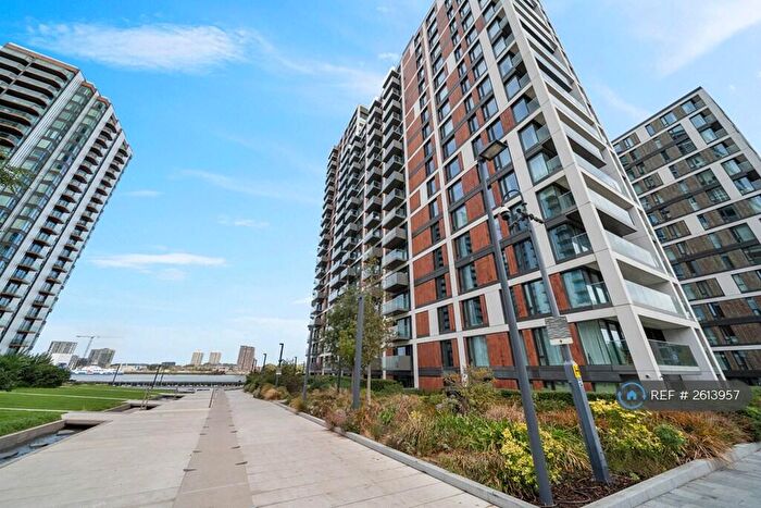 2 Bedroom Flat To Rent In Norton House, London, SE18