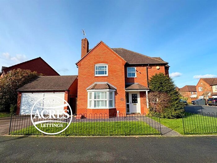 4 Bedroom Detached House For Sale In Plantation Drive, Sutton Coldfield, B75
