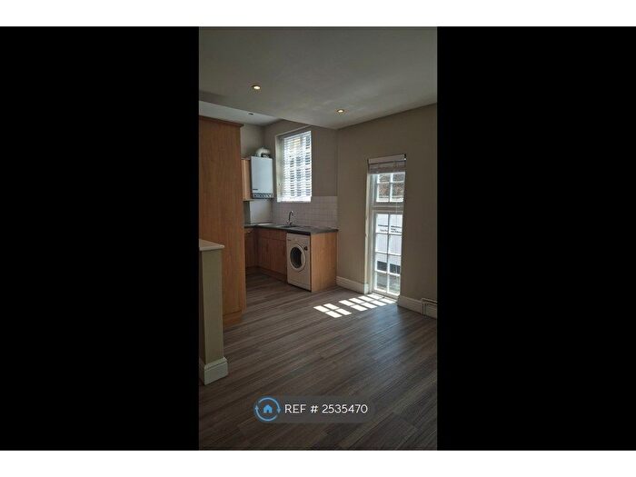 1 Bedroom Flat To Rent In Coach Yard, Baldock, SG7