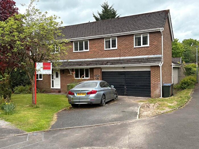 4 Bedroom Detached House For Sale In Long Copse, Chorley, Lancashire, PR7