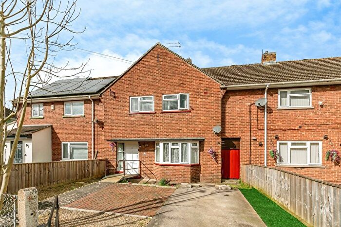 3 Bedroom Semi Detached House For Sale In Butterfield Road, Bristol, Avon, BS10