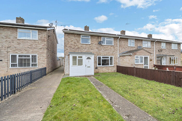 3 Bedroom End Of Terrace House For Sale In Salmon Walk, Bury St. Edmunds, IP32
