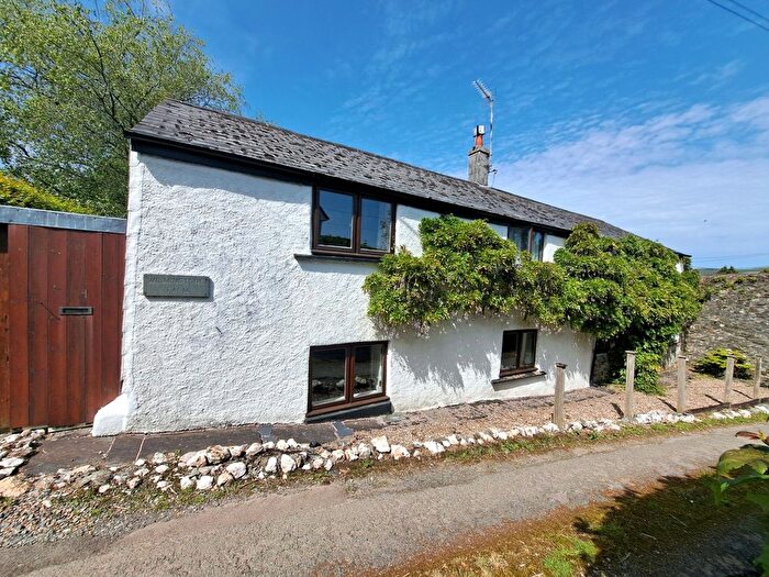 5 Bedroom Link Detached House For Sale In Wilminstone, Tavistock, Devon, PL19