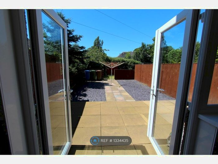 2 Bedroom Flat To Rent In Mitchell Crescent, Alloa, FK10