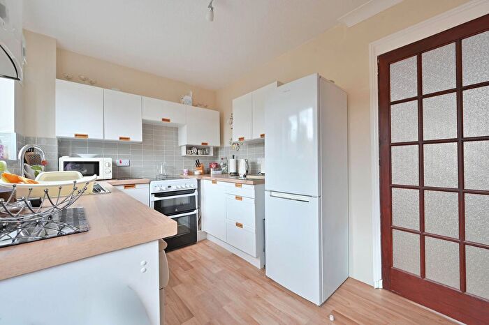 2 Bedroom End Terrace House For Sale In Bowers Close, Burpham, Guildford, GU4