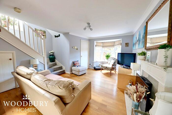 2 Bedroom End Of Terrace House To Rent In Roding Gardens, Loughton, IG10