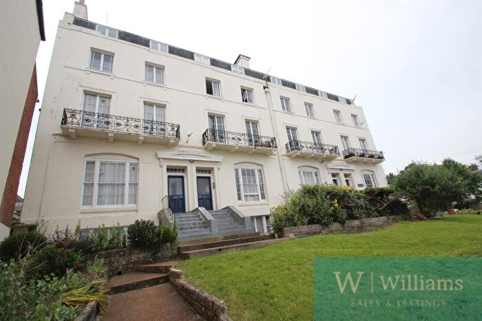 2 Bedroom Flat To Rent In Lind Street, Ryde, Isle Of Wight, PO33