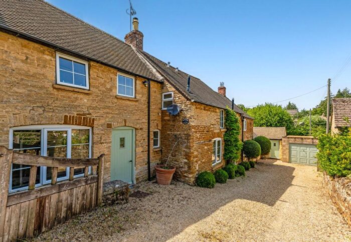 3 Bedroom Detached House For Sale In Upper Oddington, Moreton-in-Marsh, Gloucestershire, GL56
