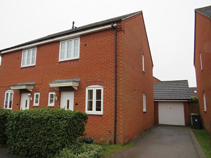 2 Bedroom House To Rent In Hatfield Close, Corby, NN18