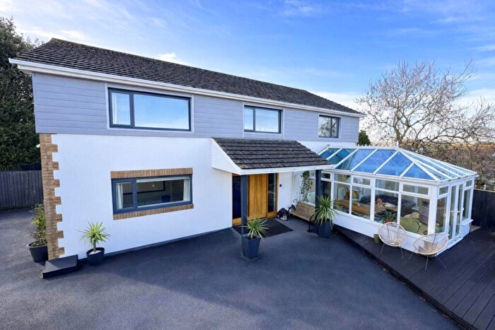 4 Bedroom Detached House For Sale In Mount Raleigh Drive, Bideford, EX39