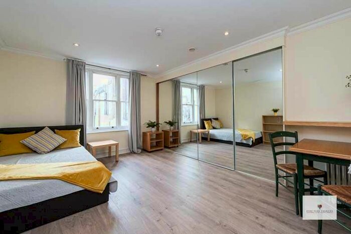 Studio To Rent In Lancaster Gate, London, W2