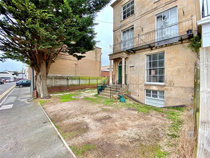 1 Bedroom Flat To Rent In Grosvenor Street, Cheltenham, GL52