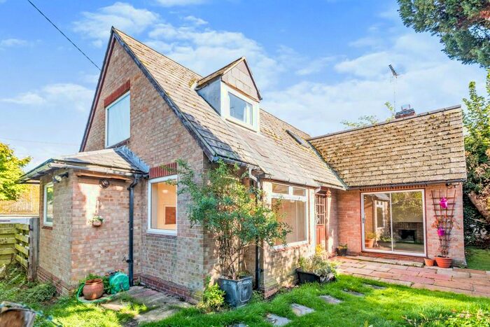 3 Bedroom Bungalow To Rent In Stanford Road, Faringdon, SN7