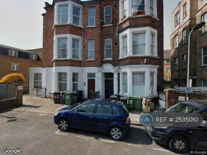 2 Bedroom Flat To Rent In Rosemont Road, London, NW3