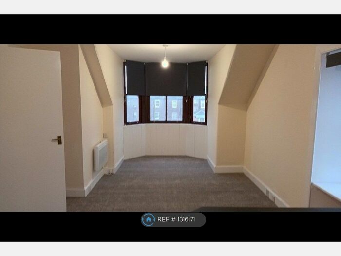 2 Bedroom Flat To Rent In Charlotte Street, Ayr KA7