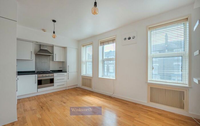1 Bedroom Flat To Rent In Paulet Road, SE5