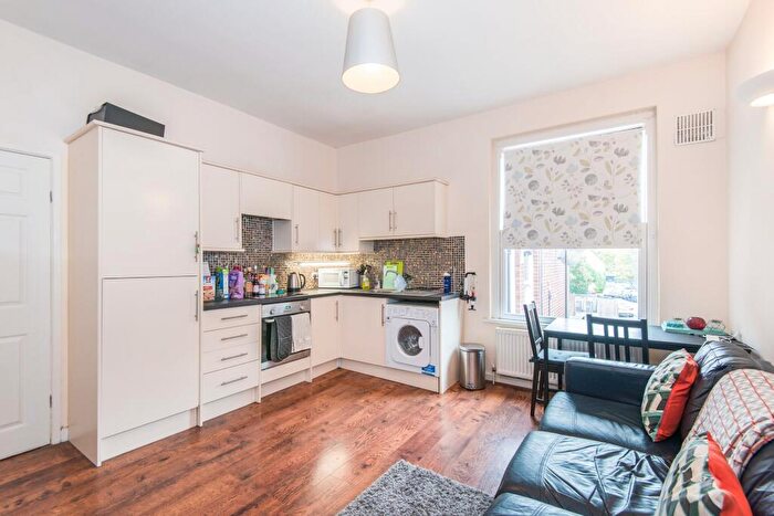3 Bedroom Apartment To Rent In London Road, SO15