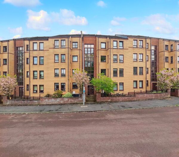 2 Bedroom Flat To Rent In Springburn Road, Springburn, Glasgow, G21