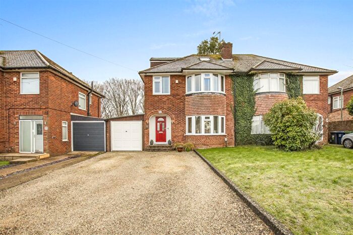 4 Bedroom Semi Detached House For Sale In Ellsworth Road, Poets Corner, High Wycombe, HP11