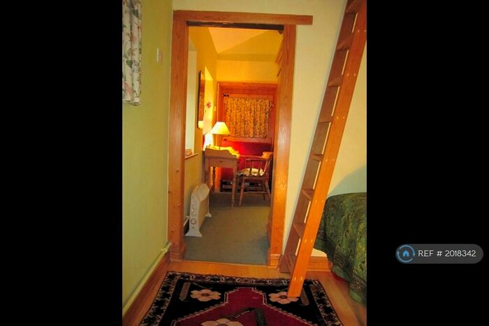 1 Bedroom Maisonette To Rent In Caldecote, Towcester, NN12