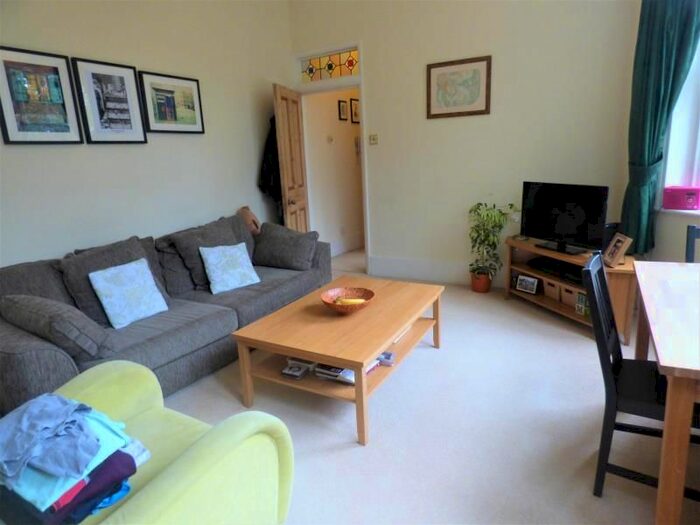 1 Bedroom Flat To Rent In Rosendale Road, London, SE21