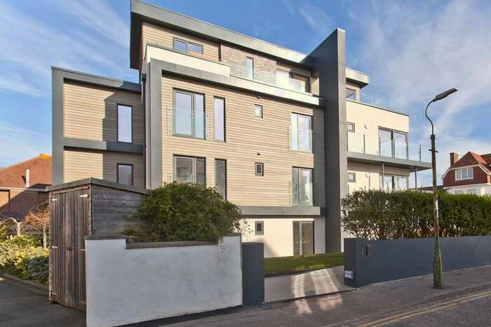 2 Bedroom Flat To Rent In Harbour View, St Catherine's Road, Southbourne, Bournemouth, Dorset, BH6