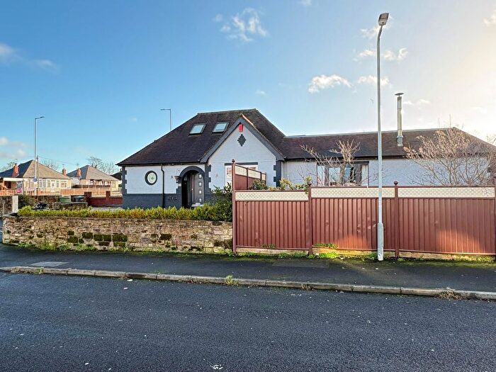 3 Bedroom Bungalow For Sale In Stafford Road, Wolverhampton, WV10