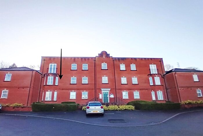 2 Bedroom Flat To Rent In Harnham, SP2