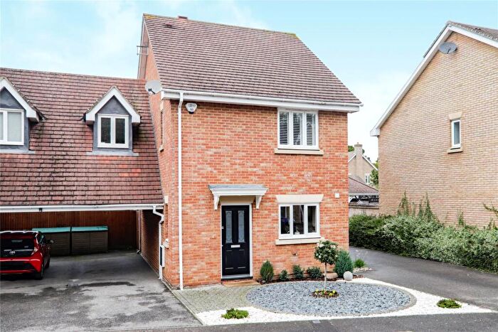 3 Bedroom Link Detached House To Rent In Flemish Place, Warfield, Berkshire, RG42