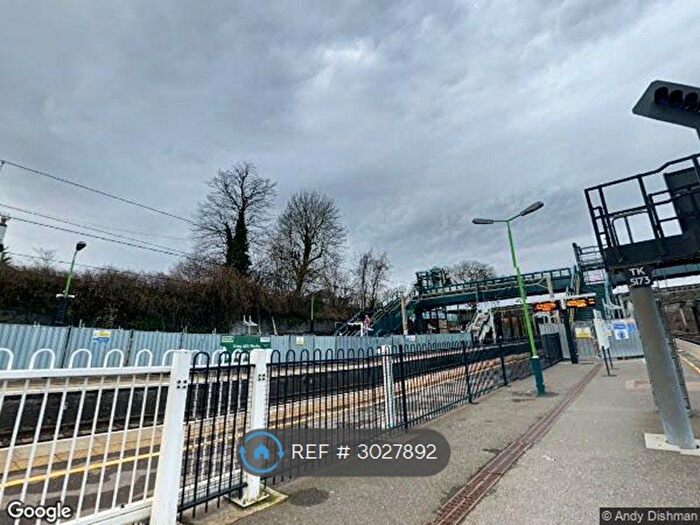 2 Bedroom Semi-Detached House To Rent In Tring Station, Tring, HP23