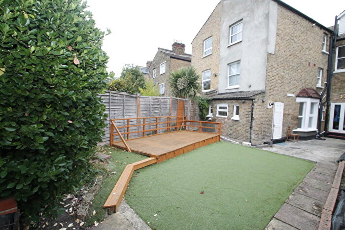 2 Bedroom Flat To Rent In Stanstead Road, Forest Hill, SE23