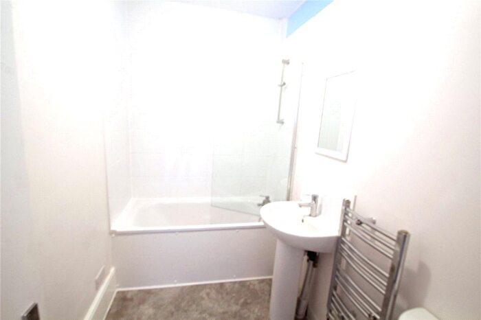 1 Bedroom Flat To Rent In Alexandra Grove, North Finchley, London, N12