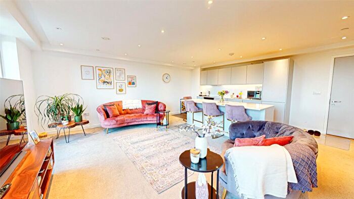 1 Bedroom Apartment To Rent In Local Crescent, Block C, Hulme Street, Manchester, M5