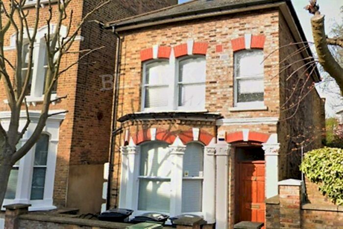 2 Bedroom Flat To Rent In Evangelist Road, NW5