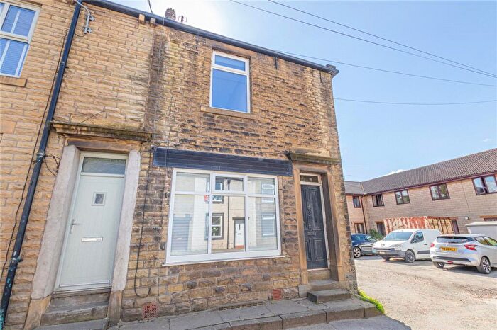 3 Bedroom Terraced House For Sale In Huddersfield Road, Newhey, Rochdale, Greater Manchester, OL16