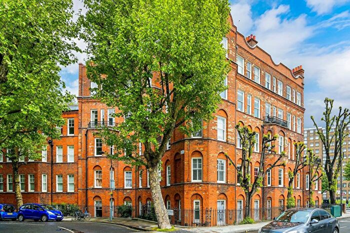 4 Bedroom Flat To Rent In Beaumont Crescent, West Kensington, W14