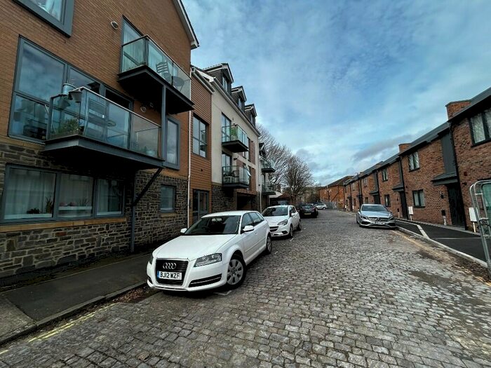 1 Bedroom Apartment To Rent In Barton Vale, Bristol, BS2