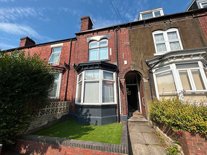 4 Bedroom House To Rent In Edmund Road, Sheffield, S2