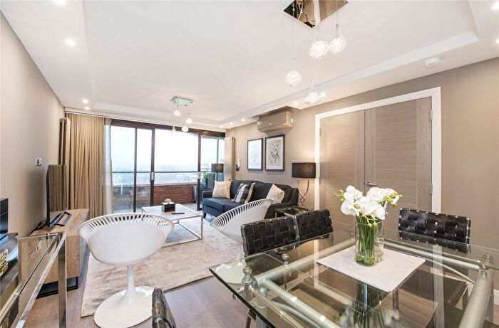 3 Bedroom Apartment To Rent In Finchley Road, Swiss Cottage, London, NW3