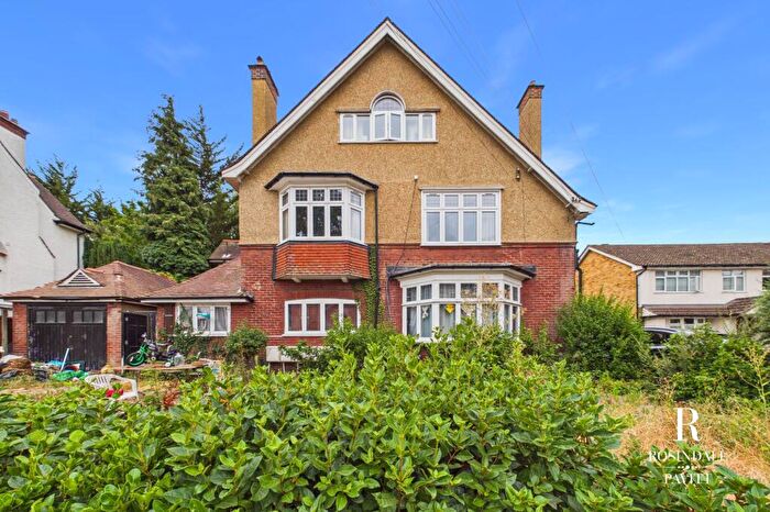 1 Bedroom Flat For Sale In Hillcroome Road, South Sutton, SM2