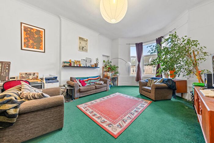 2 Bedroom Flat For Sale In Duke Street, Glasgow, G31