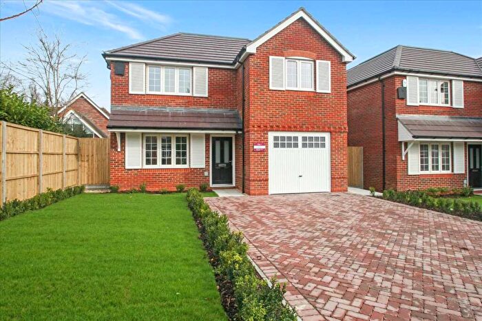 4 Bedroom Detached House To Rent In Cranbourne, Basingstoke, RG22