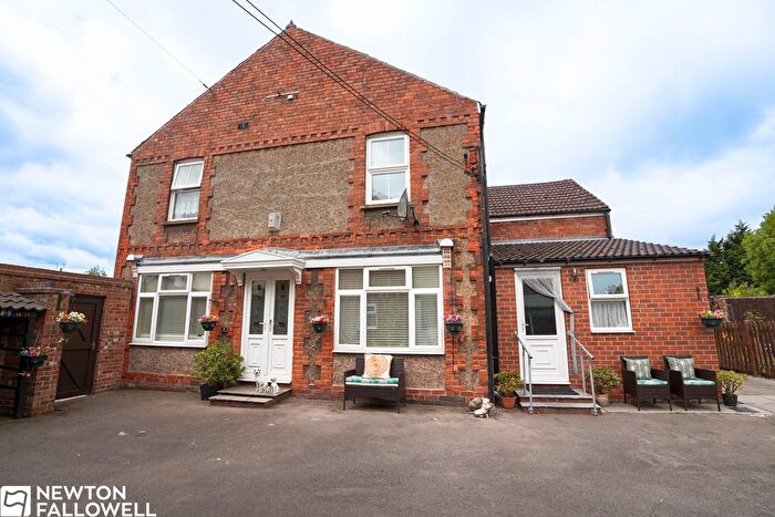 4 Bedroom End Of Terrace House For Sale In Coronation Terrace, Dunham-On-Trent, NG22