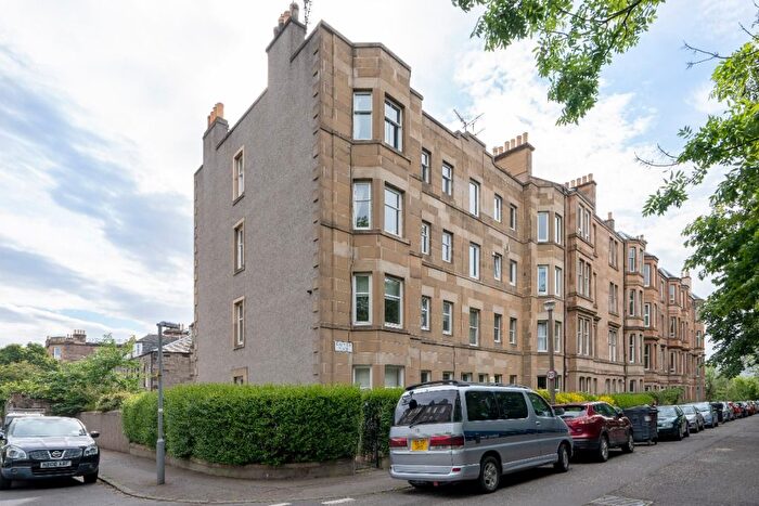 2 Bedroom Flat To Rent In Gosford Place, Bonnington, Edinburgh, EH6